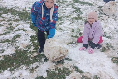 Užíváme první sníh