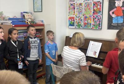 Děti zpívají 04/26