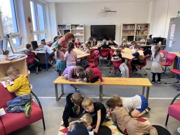 Čtecí maraton v nové knihovně: Od Vennových diagramů až po návštěvu princezny