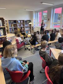 Čtecí maraton v nové knihovně: Od Vennových diagramů až po návštěvu princezny